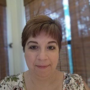 Meet your Posher, Lori